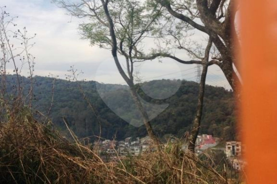 Terreno à venda no condomínio Sem Nome, São Paulo - SP