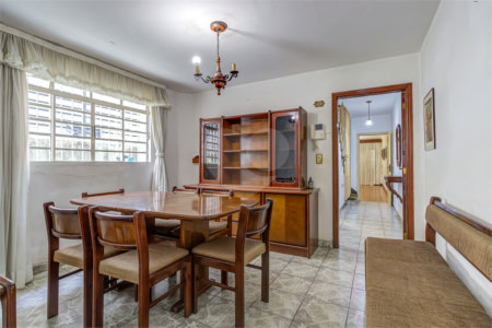 Casa à venda com 3 quartos, sendo 1 suíte, em Vila Clementino, São Paulo, SP