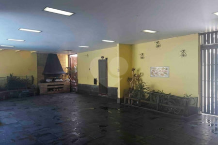 Casa à venda com 7 quartos, sendo 2 suítes, em Brooklin Paulista, São Paulo, SP