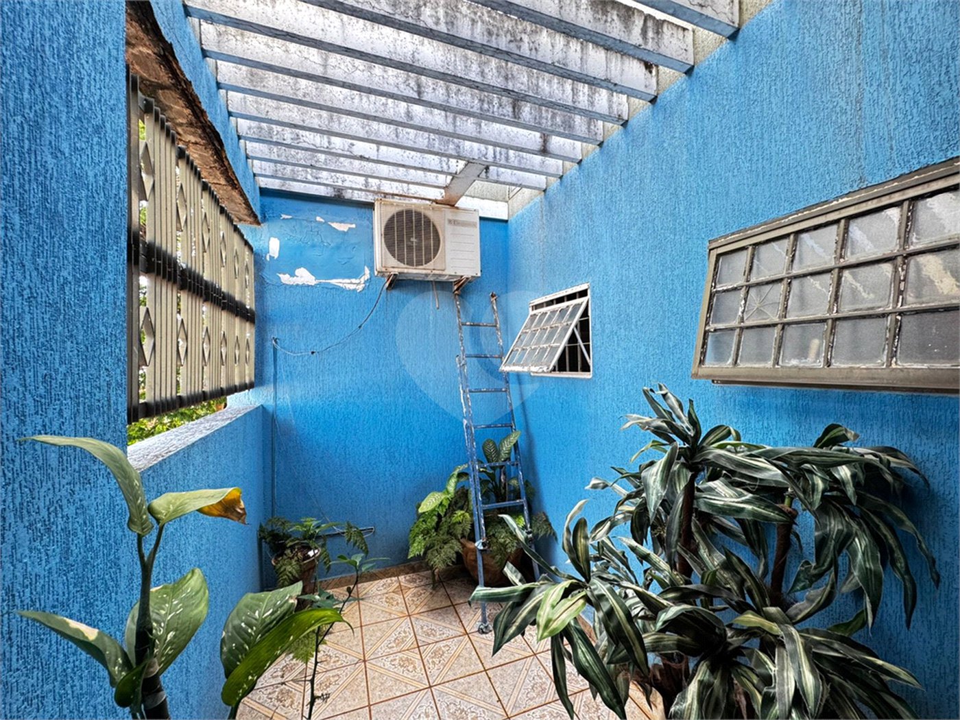 Sobrado à venda com 5 quartos, sendo 2 suítes, em Vila Monte Alegre, Ribeirão Preto, SP