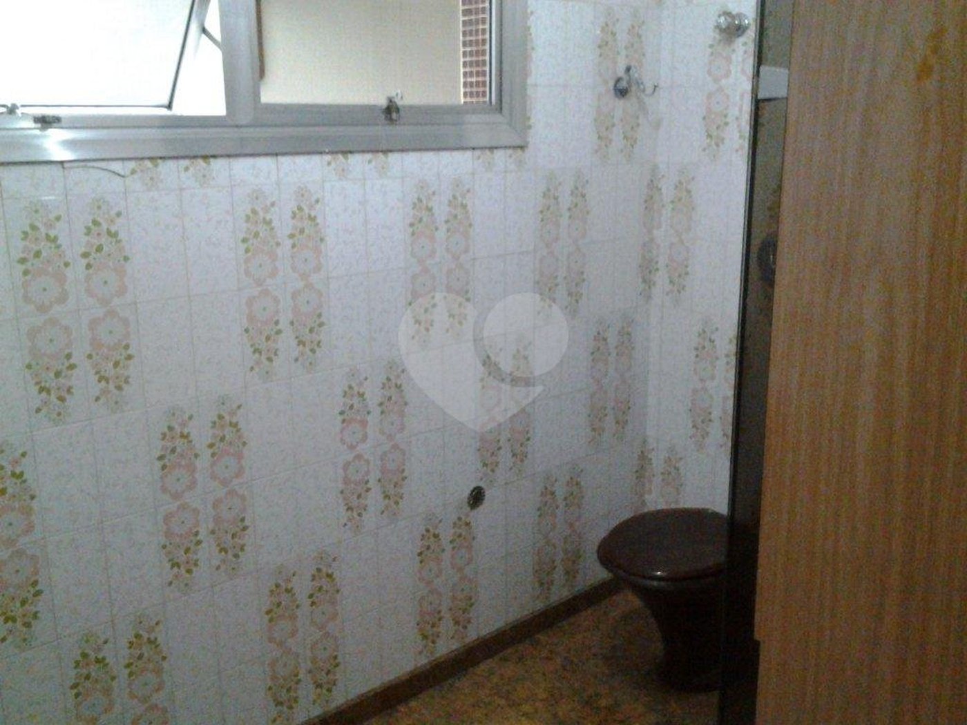 Sobrado à venda com 4 quartos, sendo 1 suíte, em Palmas do Tremembé, São Paulo, SP