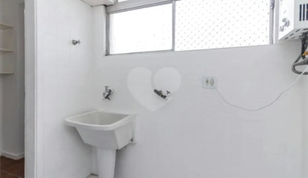 Apartamento à venda com 3 quartos em Moema, São Paulo, SP