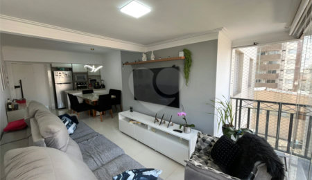 Apartamento à venda com 3 quartos, sendo 1 suíte, em Vila Gustavo, São Paulo, SP