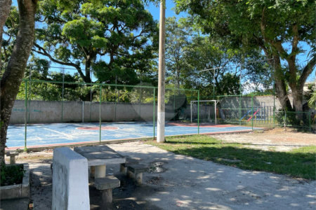 Casa à venda com 2 quartos, sendo 1 suíte, no condomínio Residêncial Villa Vicenzo, Rio de Janeiro - RJ