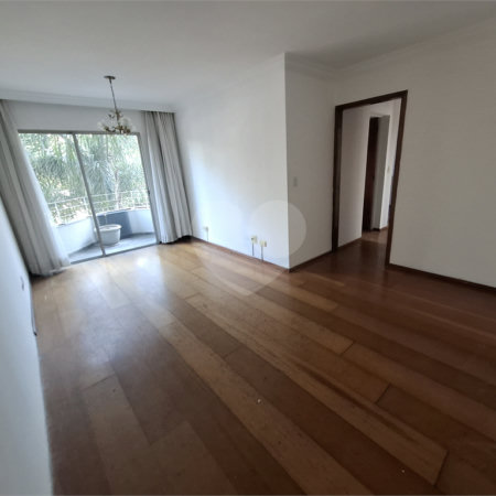 Apartamento à venda com 3 quartos, sendo 1 suíte, em Jardim Marajoara, São Paulo, SP