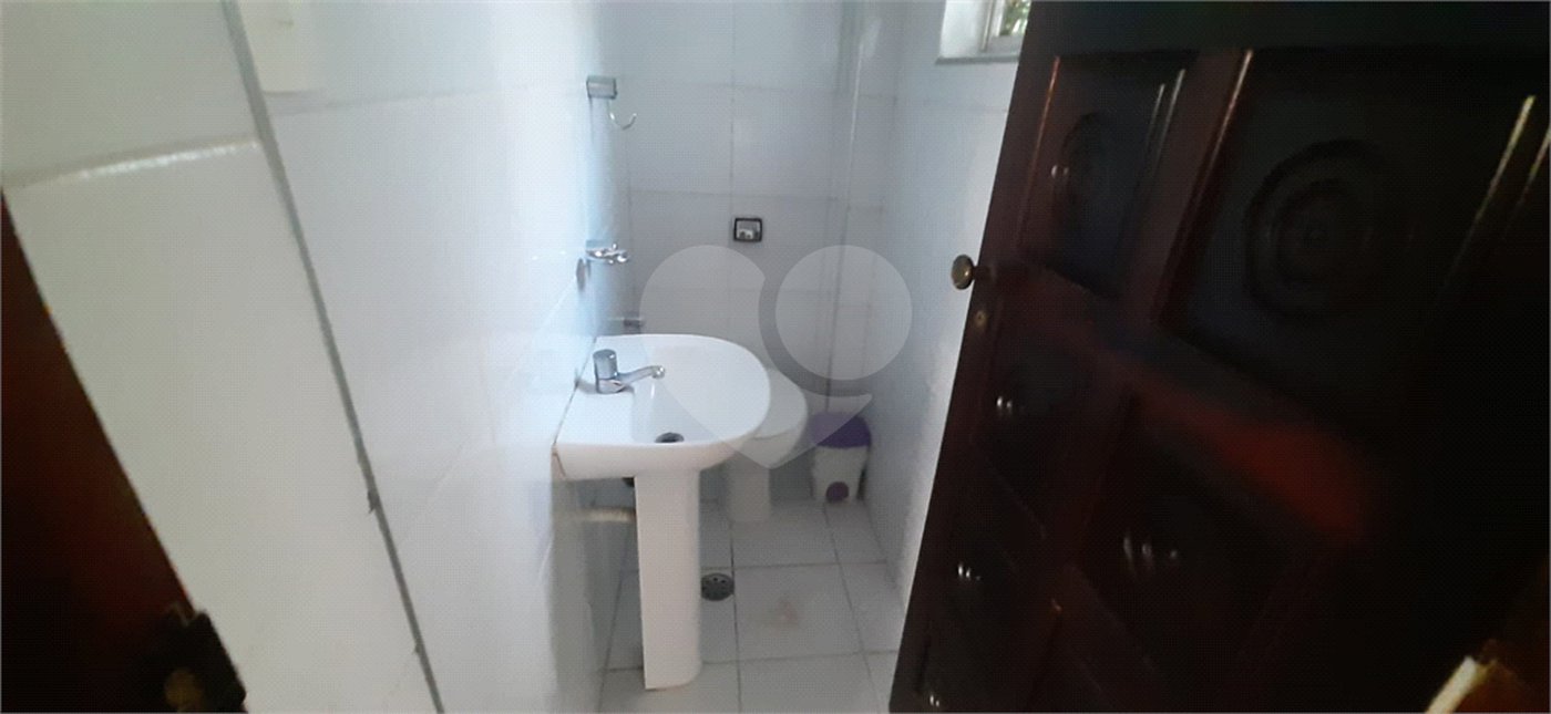 Sobrado à venda com 5 quartos, sendo 1 suíte,  em Vila Rosália, Guarulhos, SP