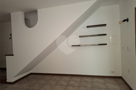Sobrado à venda com 3 quartos, sendo 1 suíte, em Chácara Santo Antônio, São Paulo, SP