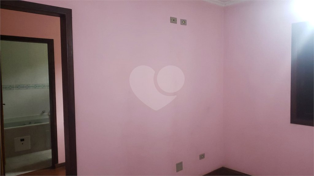 Sobrado à venda ou para alugar com 4 quartos, sendo 2 suítes, em Vila Congonhas, São Paulo, SP
