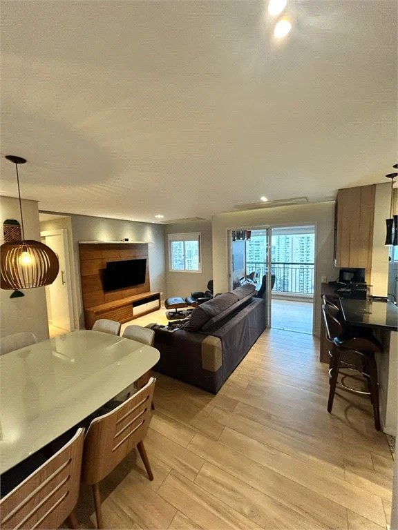 Apartamento à venda com 2 quartos, sendo 1 suíte, em Parque Reboucas, São Paulo, SP