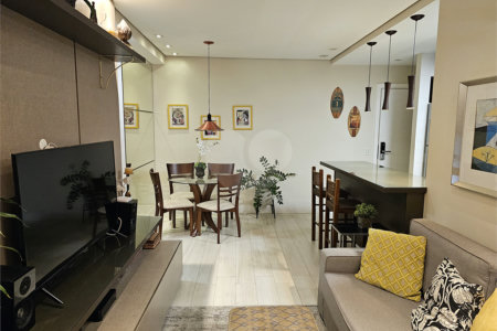 Apartamento para alugar com 2 quartos, sendo 1 suíte,  em Jardim das Acácias, São Paulo, SP