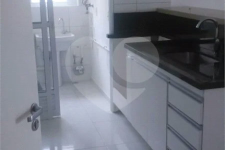 APARTAMENTO NO CONDOMINIO ÁRCÁDIA - 80 M / 2 DORMS COM 1 SUITE / 2 VAGAS