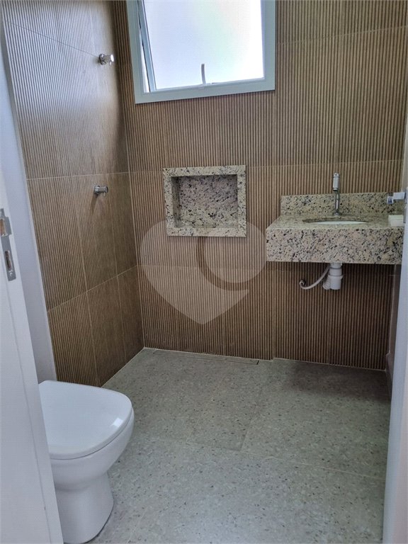 Sobrado à venda com 2 quartos, sendo 1 suíte, em Arujamérica, Arujá, SP