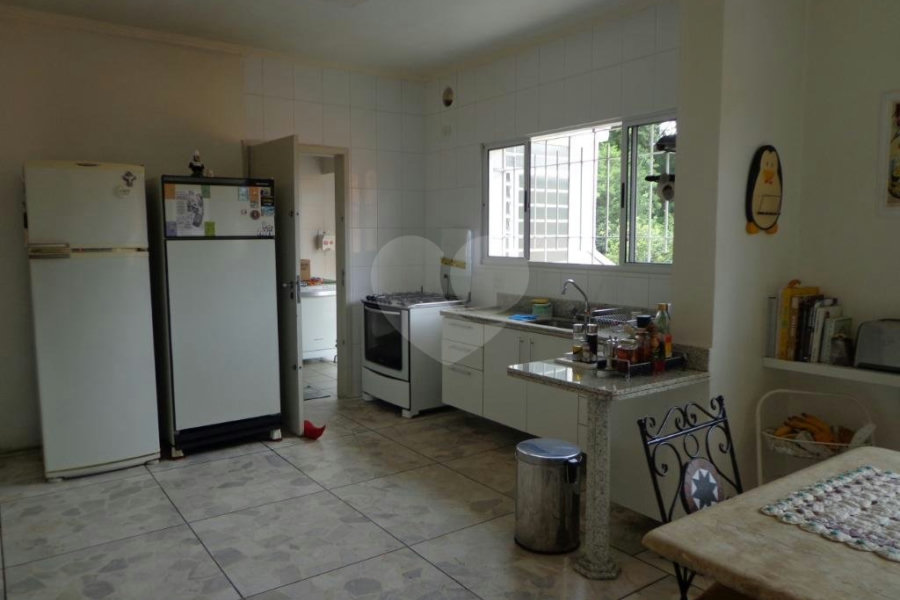 Sobrado à venda com 4 quartos, sendo 2 suítes, em Jardim São Bento, São Paulo, SP