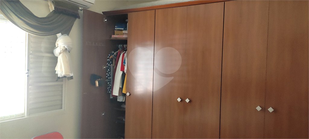 Sobrado à venda com 3 quartos, sendo 1 suíte, em Vila Almeida, Indaiatuba, SP