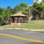 Casa à venda com 3 quartos, sendo 1 suíte, no condomínio Terras de São Francisco, Vinhedo - SP