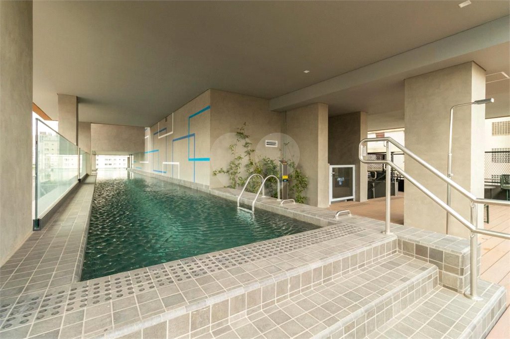 Apartamento à venda com 3 quartos, sendo 2 suítes, em Pinheiros, São Paulo, SP