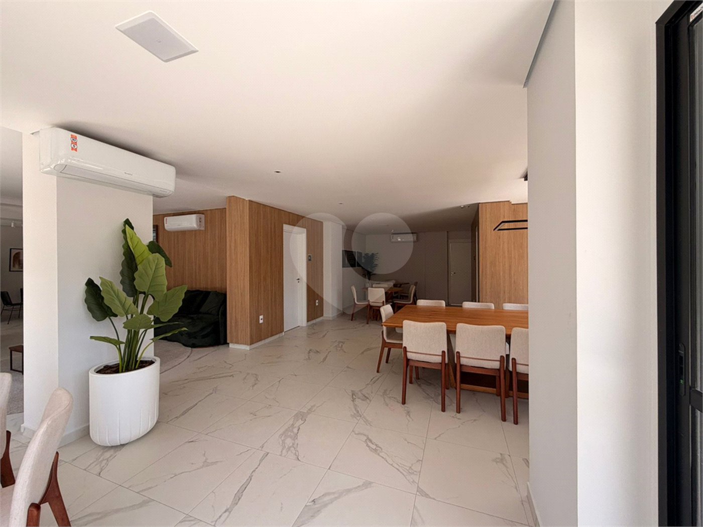 Apartamento à venda ou para alugar com 2 quartos, sendo 1 suíte, em Parque Campolim, Sorocaba, SP