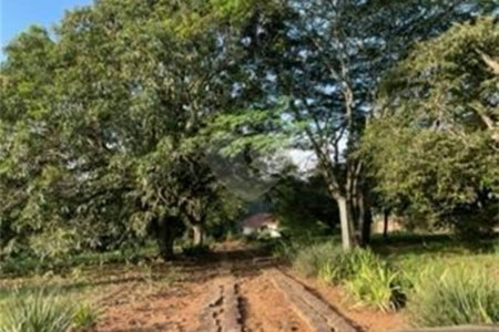 Sítio à venda com 2 quartos em Vila Brasileira, Itatiba, SP