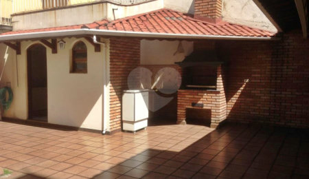 Sobrado à venda com 3 quartos, sendo 1 suíte,  em Vila Gustavo, São Paulo, SP