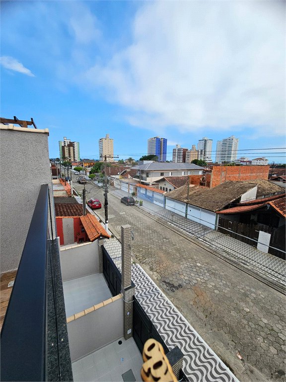 Sobrado à venda com 2 quartos em Maracanã, Praia Grande, SP