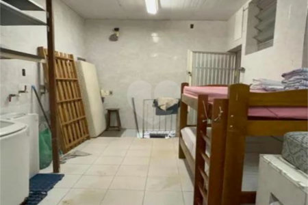 Loja à venda ou para alugar com 9 quartos, sendo 5 suítes, em Pinheiros, São Paulo, SP