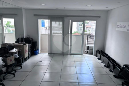 Sala comercial com 39m² , 1 vaga de garagem, à venda na Saúde