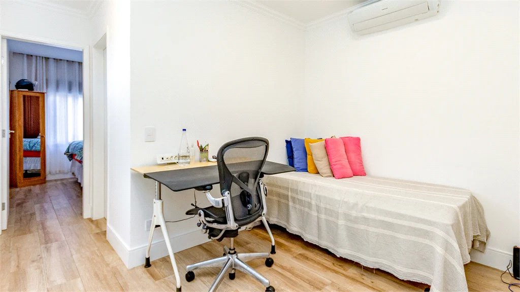 Sobrado à venda com 3 quartos, sendo 1 suíte,  em Cidade Monções, São Paulo, SP