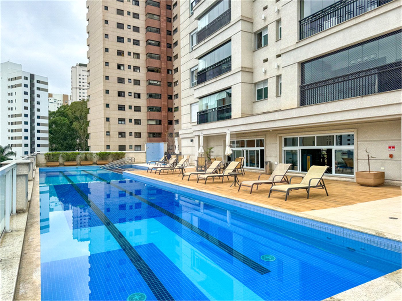 Apartamento à venda com 3 quartos, sendo 1 suíte, em Vila Suzana, São Paulo, SP