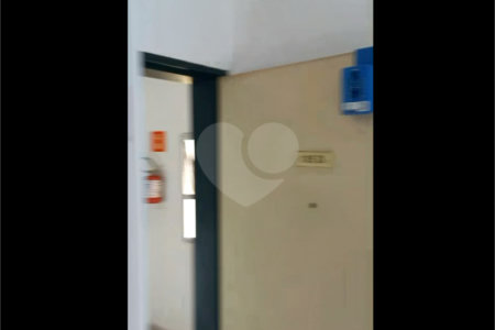 Apartamento para alugar com 2 quartos em Jardim da Glória, Cotia, SP