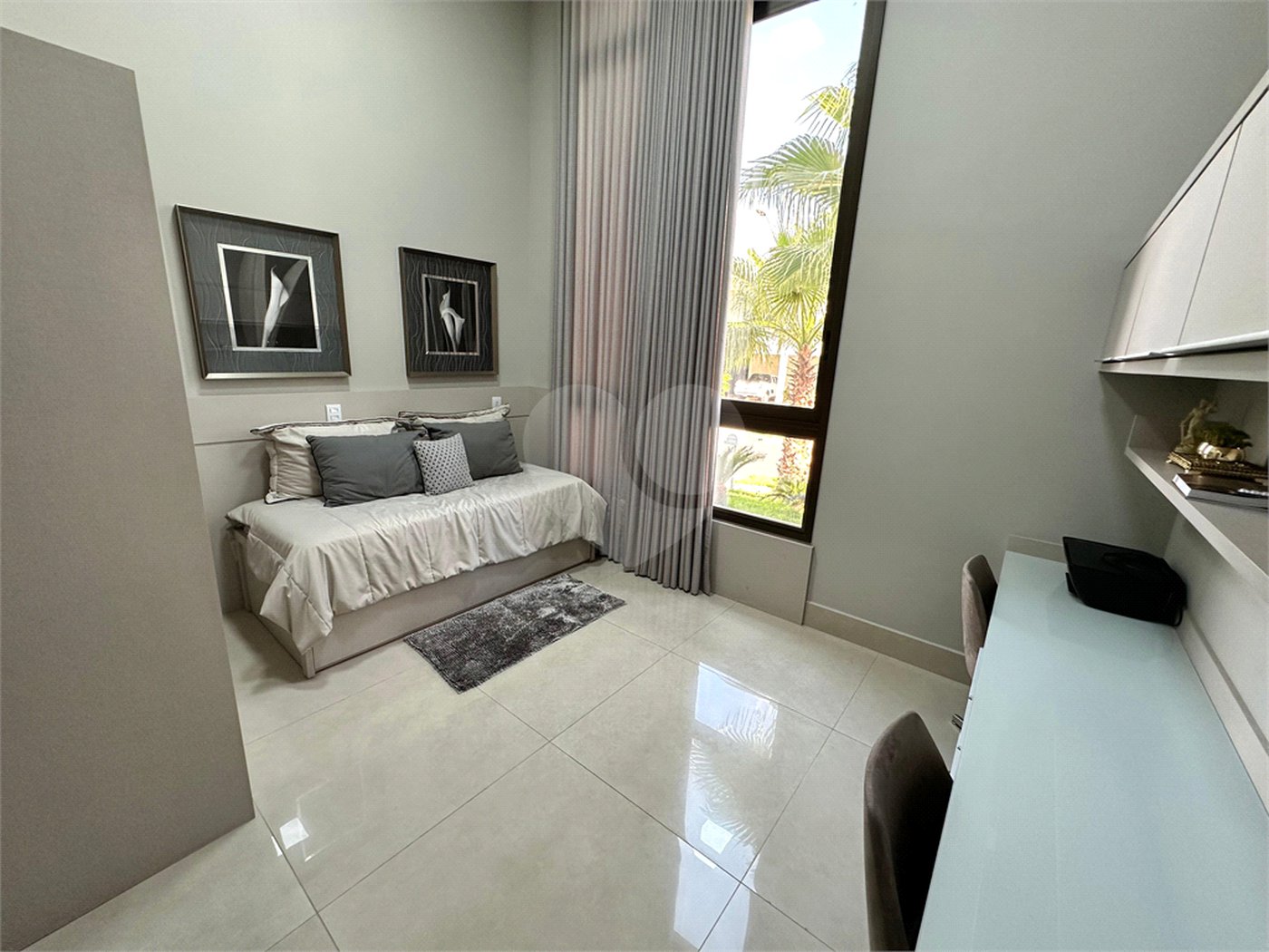 Casa à venda com 3 suítes no condomínio Florais do Valle, Cuiabá - MT