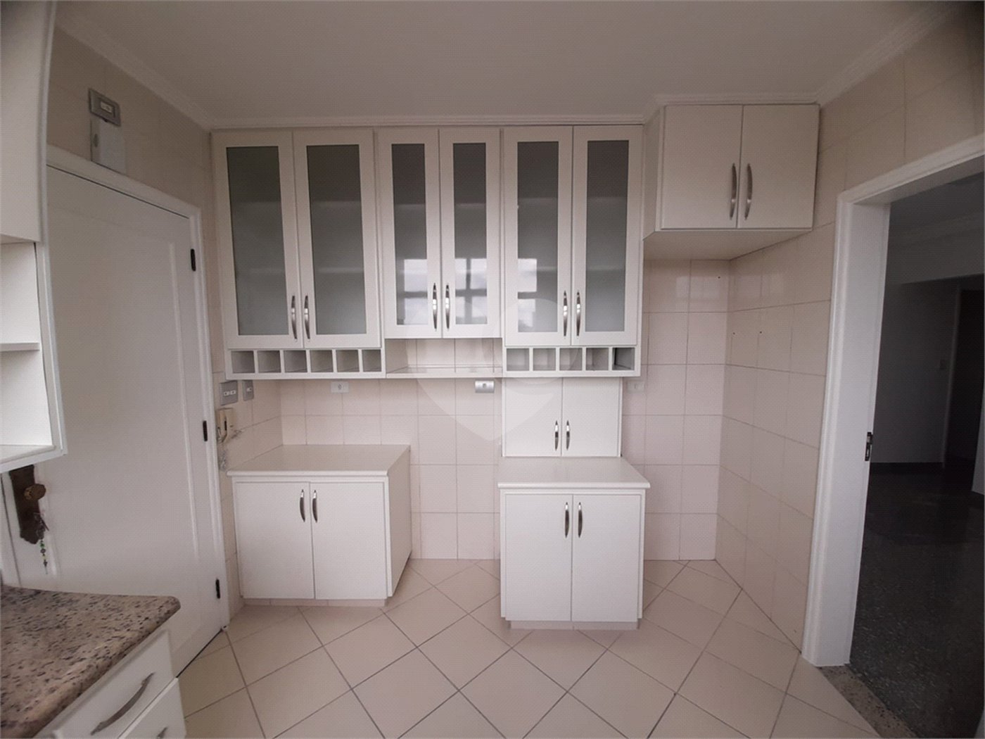 Apartamento à venda com 3 quartos, sendo 1 suíte, em Santana, São Paulo, SP