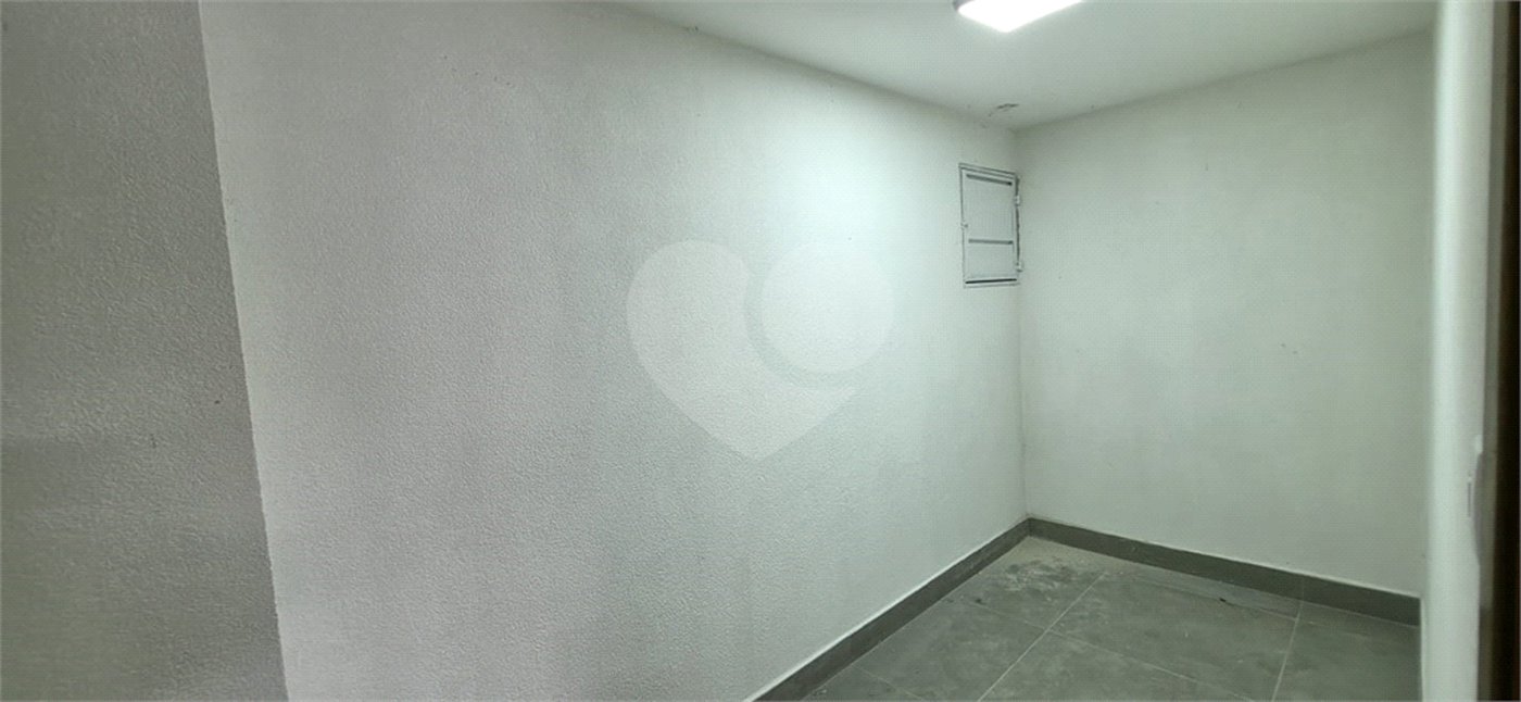 Sobrado à venda com 3 quartos, sendo 1 suíte, em Vila Bonilha, São Paulo, SP