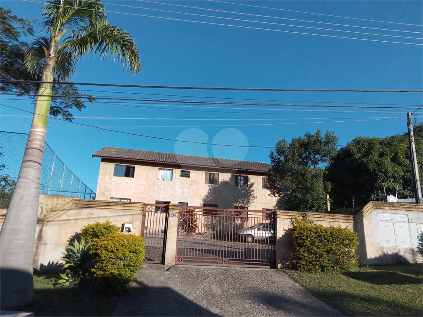 Casa à venda com 21 quartos, sendo 7 suítes, no condomínio De Apartamentos Residenciais- Jardim Morumbi, Atibaia - SP