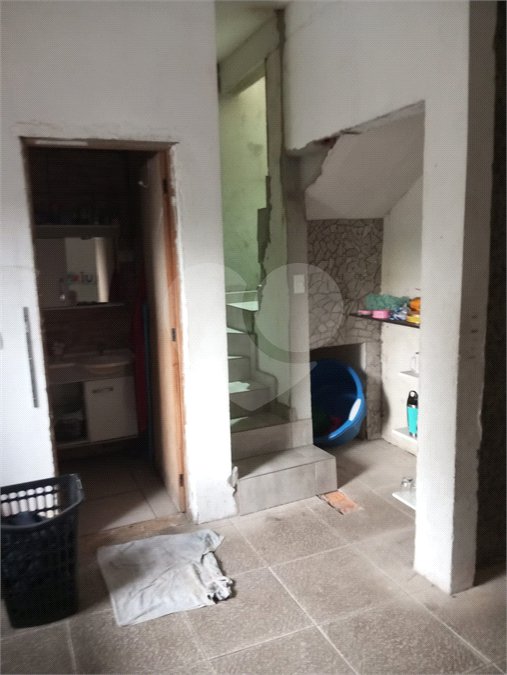Sobrado à venda com 6 quartos, sendo 2 suítes, em Jardim Felicidade, São Paulo, SP
