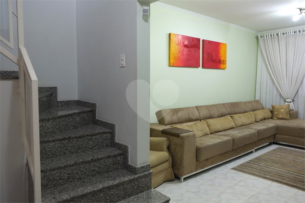 Sobrado à venda com 3 quartos, sendo 1 suíte, em Parque Novo Mundo, São Paulo, SP