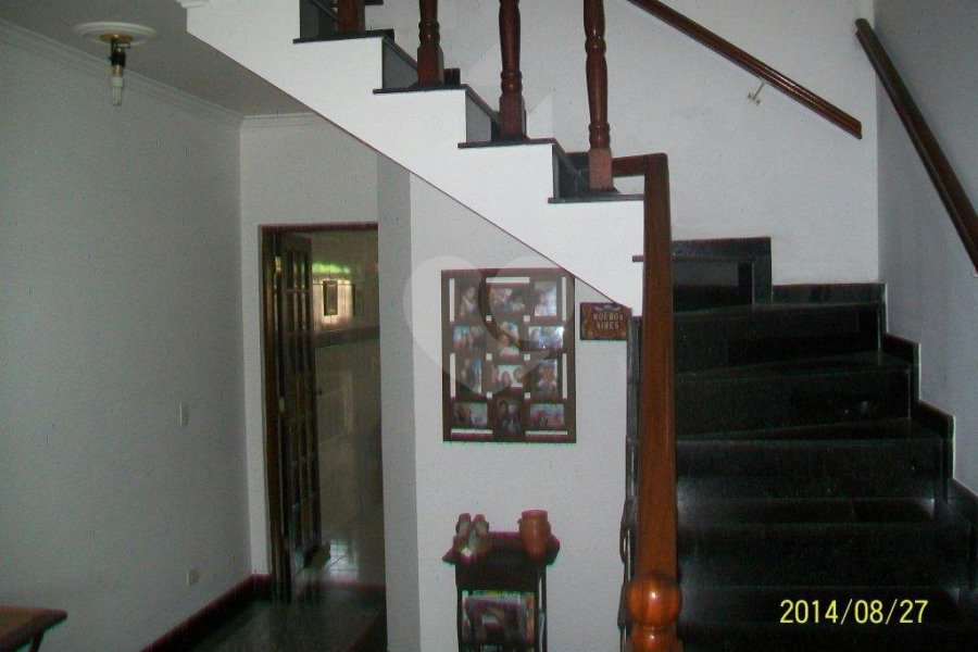 Sobrado à venda com 3 suítes em Vila Mazzei, São Paulo, SP