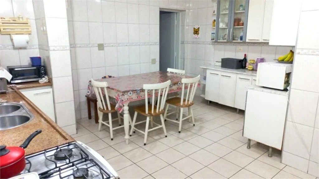 Sobrado à venda com 3 quartos em Jardim Trussardi, São Paulo, SP