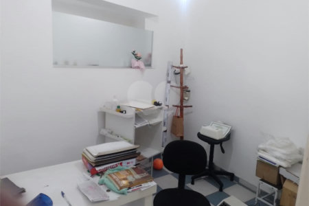 Sobrado à venda com 3 quartos em Vila Gustavo, São Paulo, SP