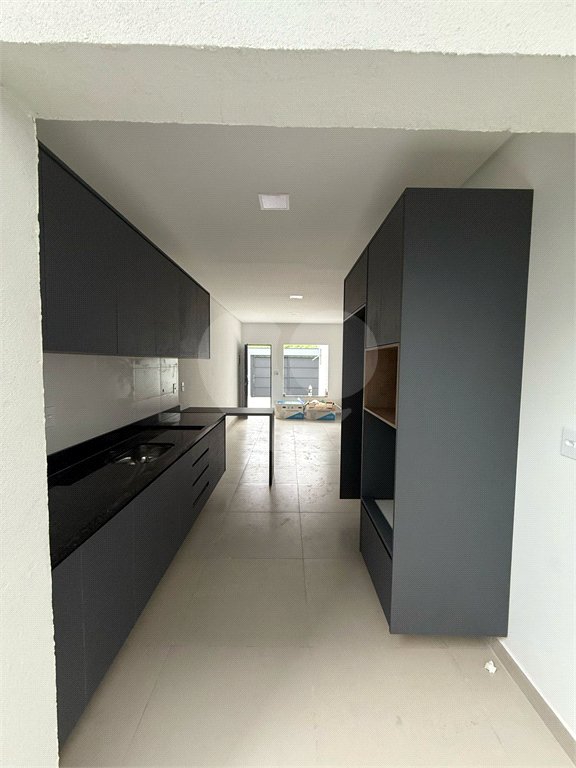 Casa à venda com 3 quartos, sendo 1 suíte,  em Jardim das Bandeiras, Mogi das Cruzes, SP