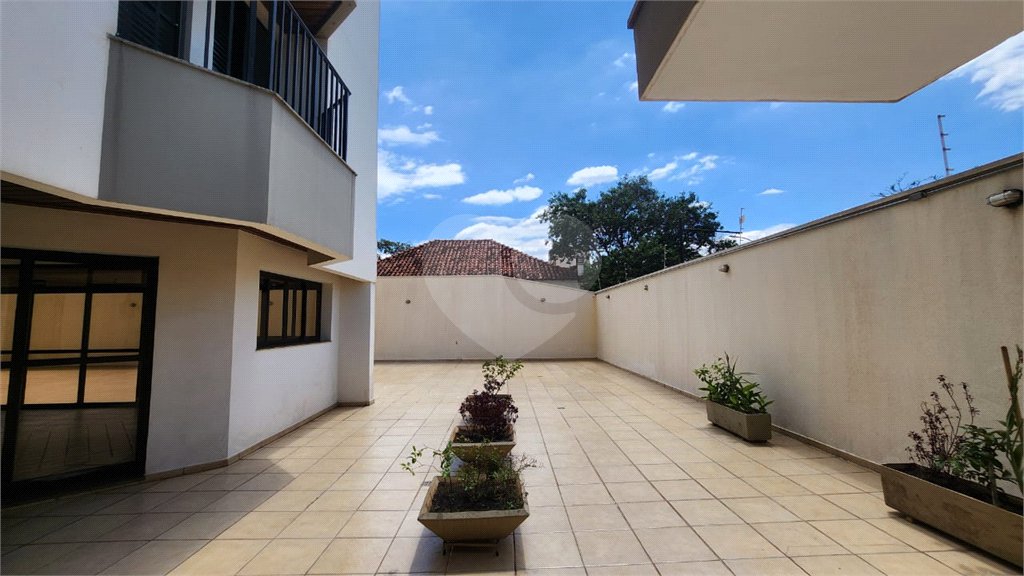 Apartamento à venda com 2 quartos no Centro, Araraquara, SP