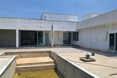 Casa à venda com 3 suítes no condomínio Terras de Mont Serrat, Salto - SP