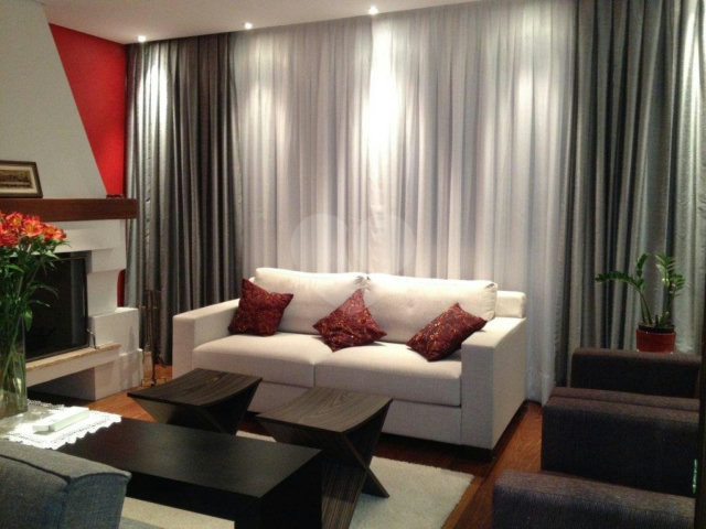 Apartamento à venda com 4 quartos, sendo 2 suítes,  em Vila Andrade, São Paulo, SP