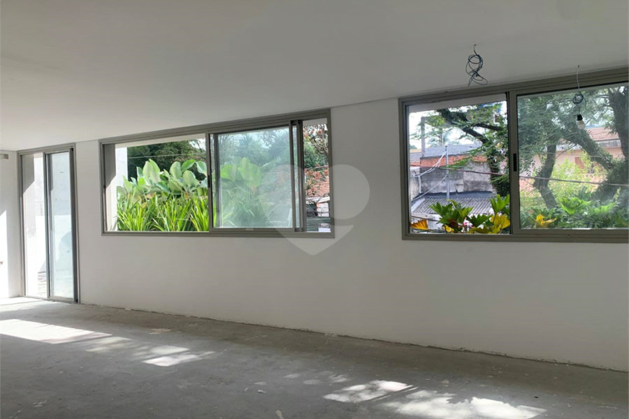 Apartamento à venda com 2 suítes em Alto de Pinheiros, São Paulo, SP