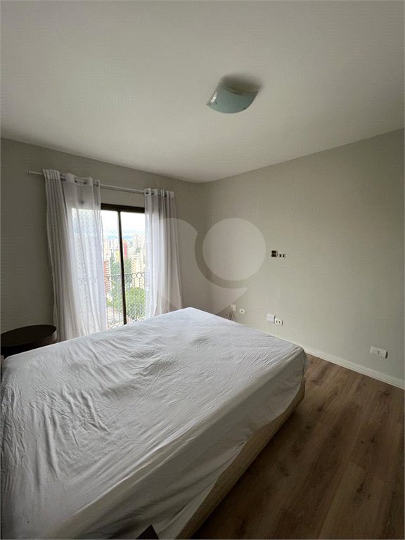 Apartamento à venda com 3 quartos, sendo 2 suítes,  em Vila Suzana, São Paulo, SP