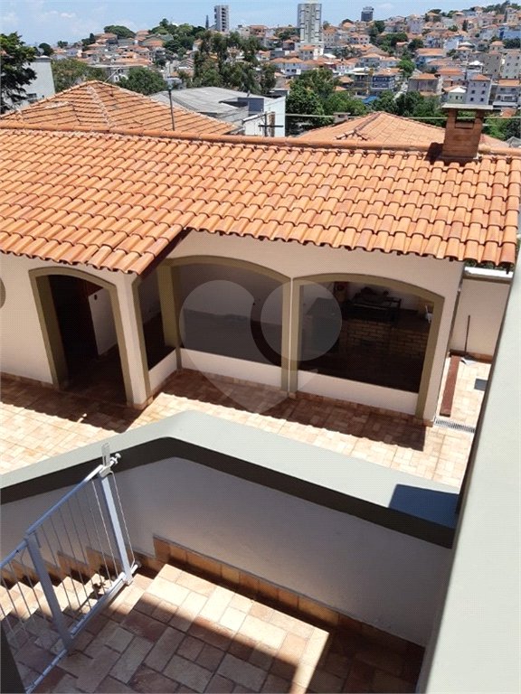 Sobrado à venda com 3 quartos, sendo 2 suítes,  em Vila Paulicéia, São Paulo, SP