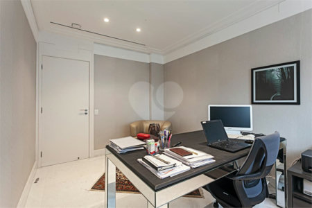 Apartamento à venda com 4 suítes em Panamby, São Paulo, SP