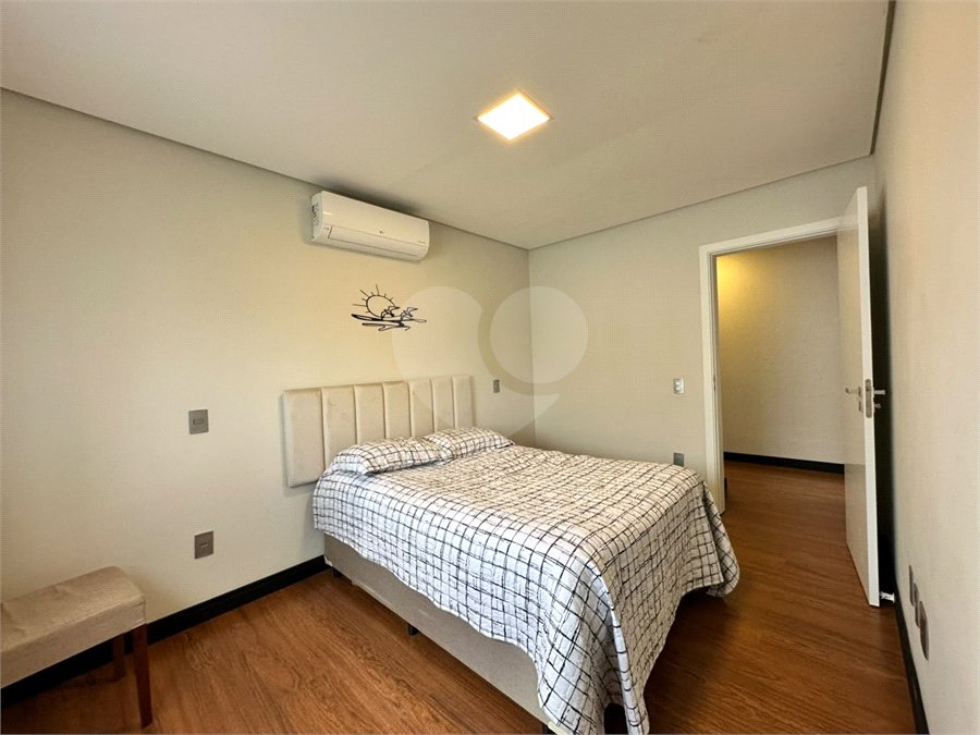 Casa à venda com 3 suítes no condomínio Villas do Golfe, Itu - SP