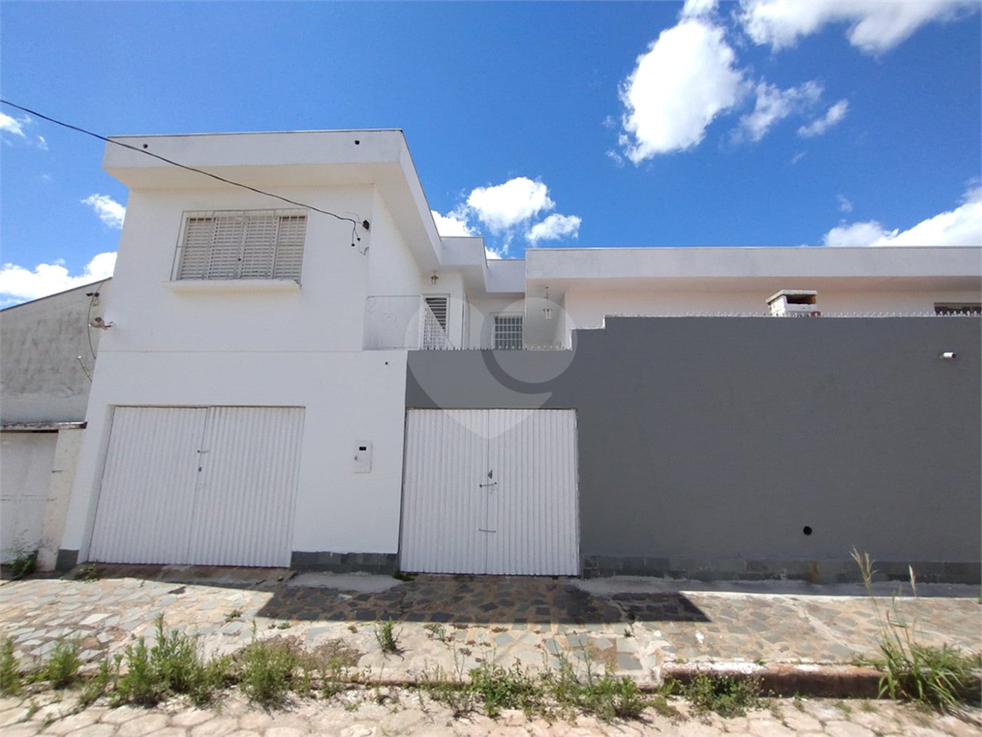 Casa à venda ou para alugar com 4 quartos, sendo 3 suítes,  no Centro, Itapetininga, SP