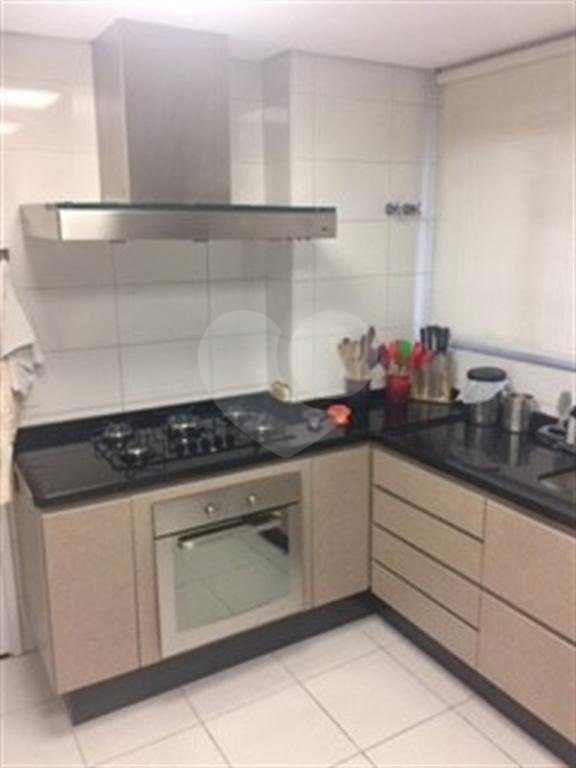 Apartamento à venda com 3 suítes em Campo Belo, São Paulo, SP