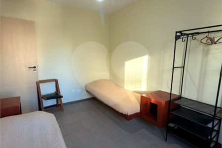 Cobertura à venda com 4 quartos, sendo 2 suítes,  em Braga, Cabo Frio, RJ